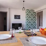 Apartment Bleu Rivage F3 Bord De L'allier - Parking Gratuit - 2 Etoiles Vichy