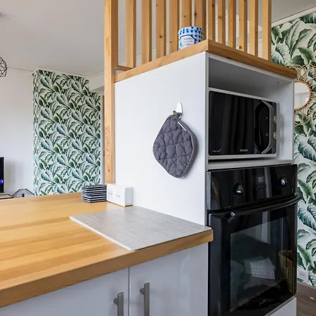 Bleu Rivage F3 Bord De L'allier - Parking Gratuit - 2 Etoiles Apartmán *