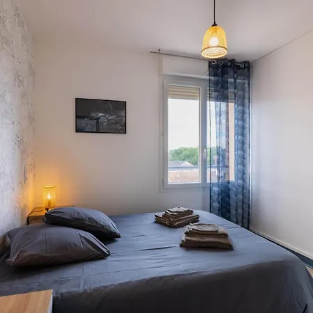 Apartment Bleu Rivage F3 Bord De L'allier - Parking Gratuit - 2 Etoiles Vichy
