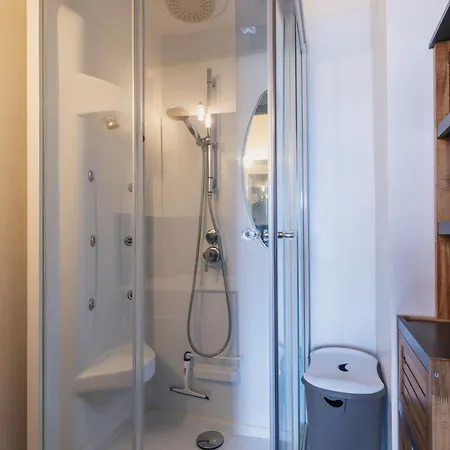 Apartment Bleu Rivage F3 Bord De L'allier - Parking Gratuit - 2 Etoiles Vichy