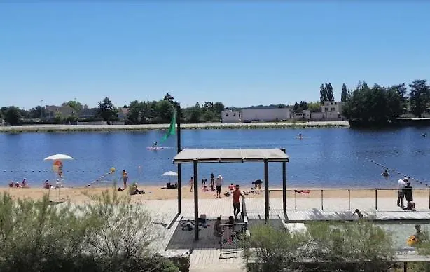 Bleu Rivage F3 Bord De L'allier - Parking Gratuit - 2 Etoiles * Vichy